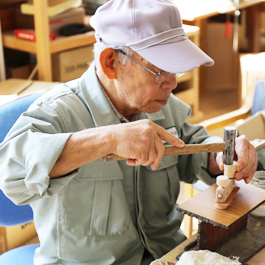 わかふじワークセンター 木工作業