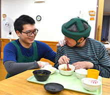 佐藤 由宇仕事風景